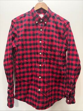 J. Crew Red and Black Buffalo Plaid Button-Down Shirt Size M 28.5x22